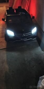 Elektrické auto Mercedes - 6