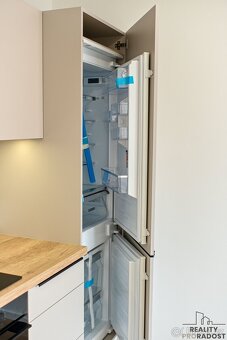 Byt po rekonstrukci o dispozici 2+kk s balkónem na ul. Vietn - 6