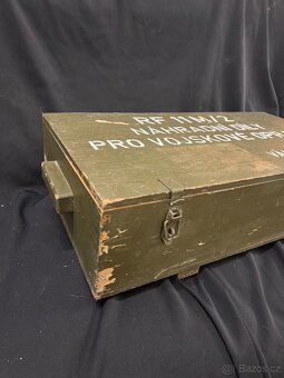 Vojenská sada - plynová maska, filtry, brašny a bedna, - 6