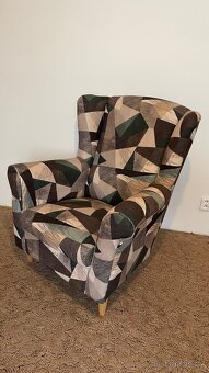 Křeslo Astrid s taburetem . - 6