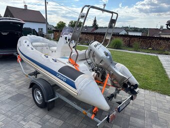 Motorový člun Grand 5 osob - 6
