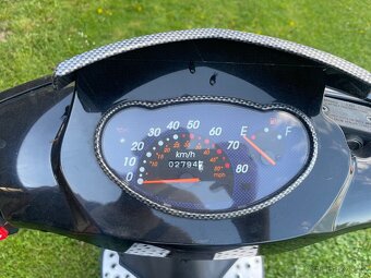 SKUTR 50ccm RIDE 2013 pouze 2800km - 6