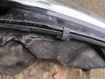 Přední xenonová světla Audi A4 B9(8W) 8W0941006,8W0941005 - 6