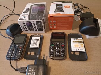 Mobilní telefon Aligator a Winner - 6