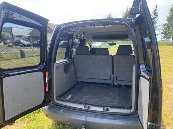 Volkswagen caddy 2,0 tdi 103 kw rv 2010 - 6