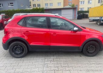 Volkswagen Polo 1.2i 16v, CROSS, 99.000tis km benzín manuál - 6