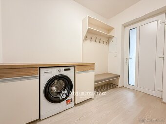 Pronájem novostavby bytu s terasou a parkovacím stáním 1+kk, - 6