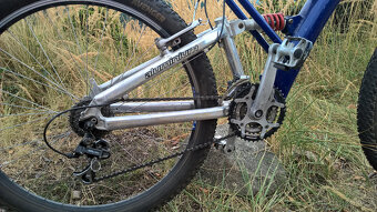 Rock Machine 26" - 6