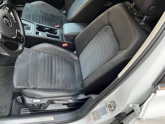 VW Passat 2.0 TDi Highline DSG ČR - 6