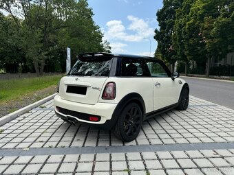 Mini Cooper S 1.6l 128 kW - 6
