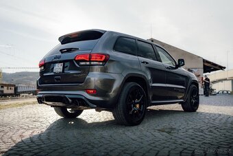 JEEP GRAND CHEROKEE TRACKHAWK 6.2 HEMI V8 - 6