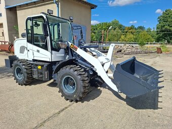 Kolový nakladač TH920 - 6