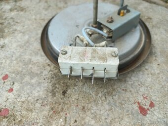 Prodám plotýnku TYP 2 - 131 - 6