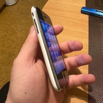 iPhone - 6
