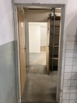 PRONÁJEM PROSTORU 222m2 - sklad, dílna, montáže... - 6
