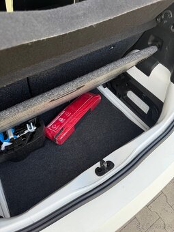 VW UP 1.0 MPI 44kW LPG - 6