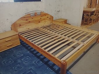 Moderní selská postel 180 plus noční stolek - 6