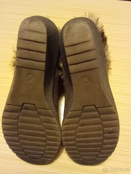 Hnědé semišové boty, velikost 37 - 6