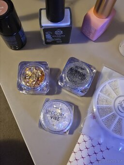 Naninails mix - laky, ozdoby v hodnote 1200 kc - 6