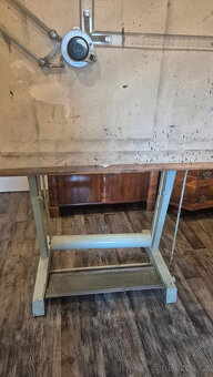 Rýsovací stůl s výklopnou deskou - 6