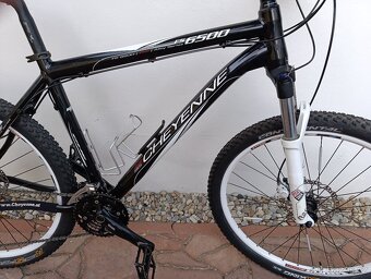 Kolo Cheyene - ALU rám 19" - DEORE XT 3x10 - 6