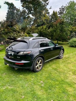 INFINITI FX35 - 6