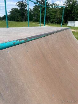 U rampa - profesionální venkovní povrch SKATESMART - 6