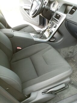 Prodám Volvo v60 - 6