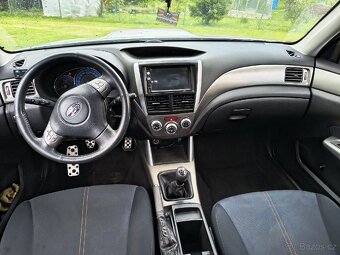 Subaru Forester sh 2,5 turbo benzin - 6