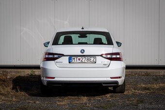 Škoda Superb 2.0 TDI 4x4 Style DSG - 6