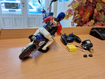 RC MOTORKA - plně funkční + ovládání + baterie + nabíječka - 6
