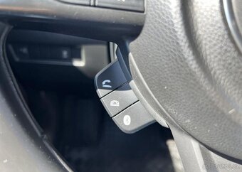 Suzuki Swift 1.2i DualJet KLIMA KAMERA ALU manuál 66 kw - 6