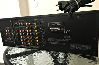 ROTEL RSP - 966 předzesilovač - 6