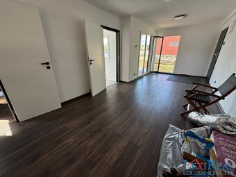 Hausbot 2+kk 43 m2 s terasou 9 m2 - 6