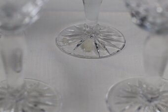 broušené sklenice na stopce 6ks - 6