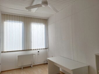 Pronájem kanceláře 13m2, Zvonařka, Brno - 6