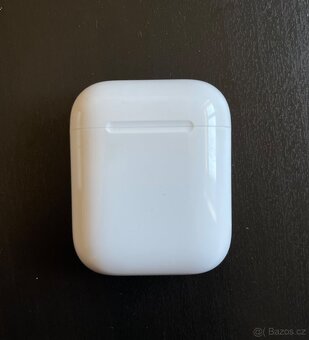 Apple AirPods 2019 - 6