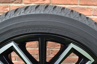 5×114,3 R17 Zimní sada Originál Toyota Corolla + 225/45 R17 - 6