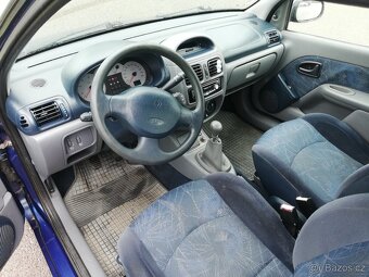 Renault Clio II - 6