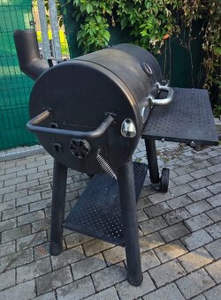 Udírna Broil King Regal Charcoal Offset 500 - 6