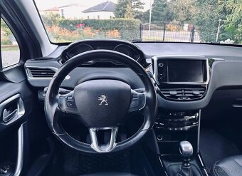Peugeot 2008 1.5 BlueHDi Allure S&S CR - 6