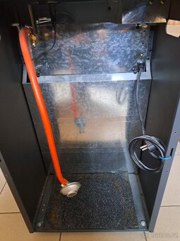 Plynove topidlo+el.topeni - 6