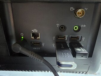 HP Omni 200 PC – All-in-One 21,5″, i3, 6GB RAM plně funkční - 6