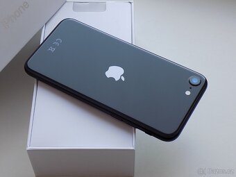 Apple iPhone SE (2020) 128GB Černý - ZÁRUKA - JAKO NOVÝ - 6