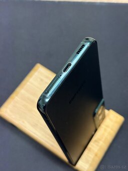 Samsung Galaxy S22 128GB Zelený - 6