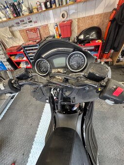 PIAGGIO X10 350 i - 6