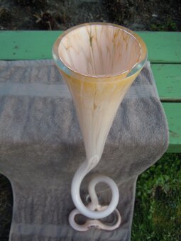 SKLENÉNÁ VÁZA - 6