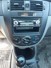 Chevrolet Lacetti J200 SE 2004 SEDAN - DILY z VOZU - 6