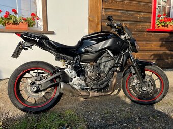 Yamaha mt 07 - 6