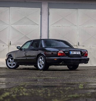 Jaguar XJR X308 - 6